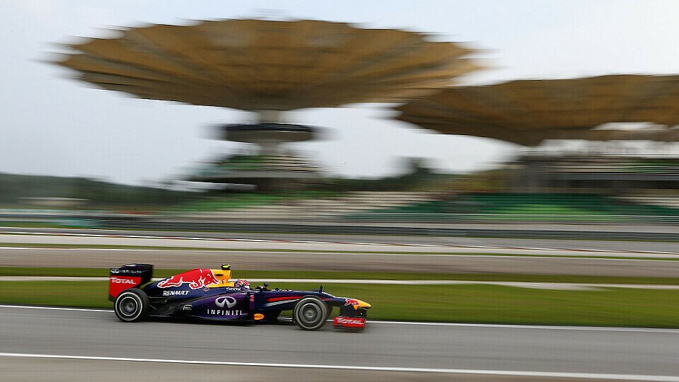 Sebastian Vettel auf Pole in Malaysia - gejagt vom Ferrari-Duo, Foto: Red Bull