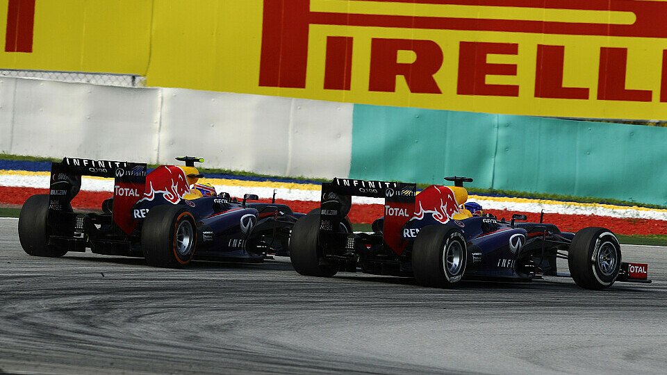 Steht Webber schon wieder im Schatten von Vettel?, Foto: Sutton