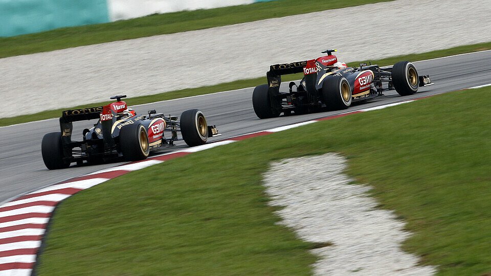 Grosjean und Räikkönen fuhren beide in die Punkte, Foto: Sutton