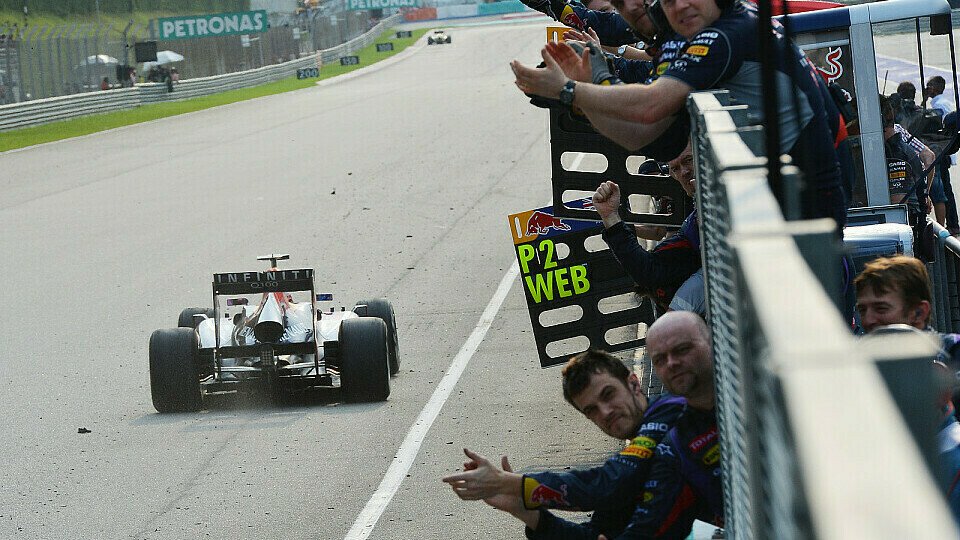 Flavio Briatore lässt kaum ein gutes Haar an Red Bull, Foto: Sutton