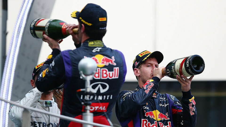 Nach dem Malaysia-GP hatten sich Webber und Vettel nicht viel zu sagen, Foto: Red Bull