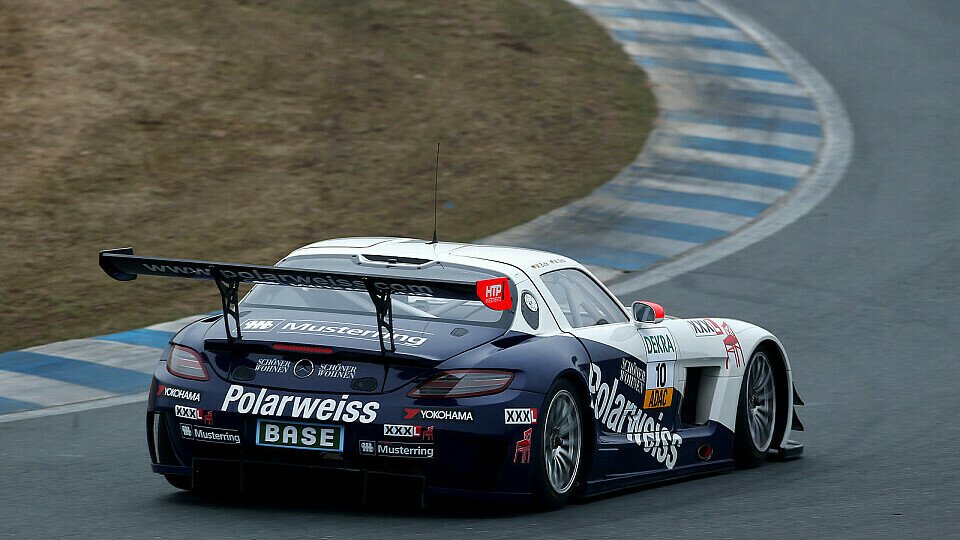 Der SLS AMG GT3 mit dem Polarweiss-Logo war am schnellsten unterwegs, Foto: ADAC GT Masters