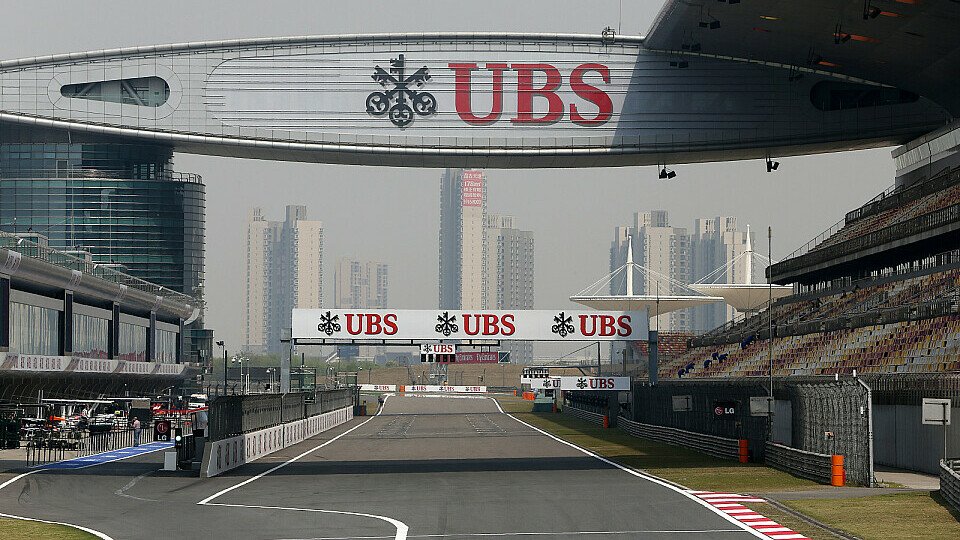 Die Start-und-Zielgerade des Shanghai International Circuit, Foto: Sutton