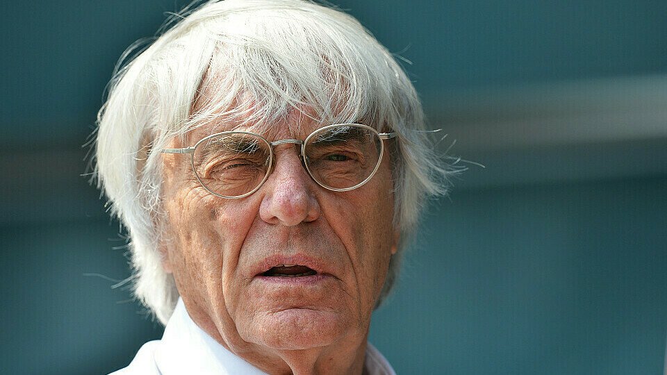 Bernie Ecclestone steht den V6-Motoren kritisch gegenüber, Foto: Sutton
