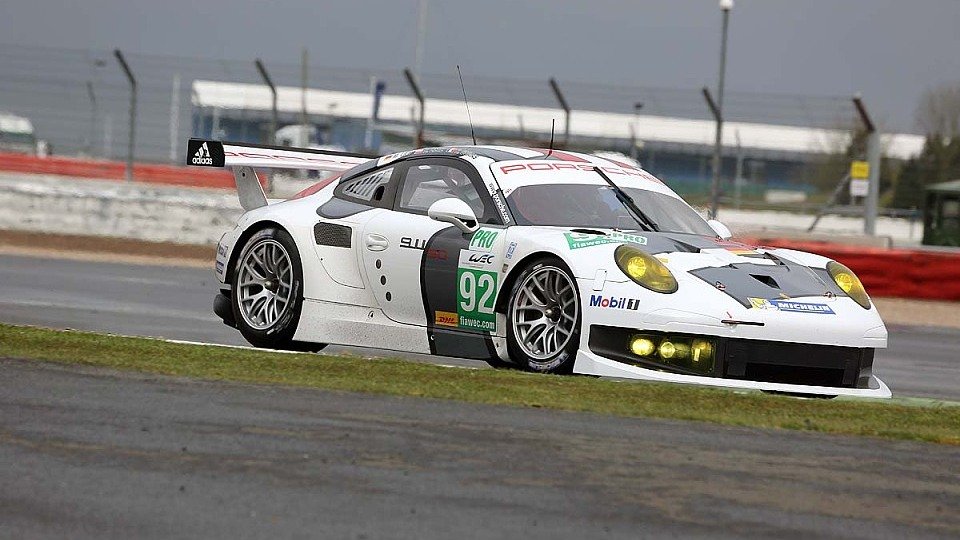 Das Porsche AG Team Manthey startet in Belgien mit zwei Boliden, Foto: Speedpictures