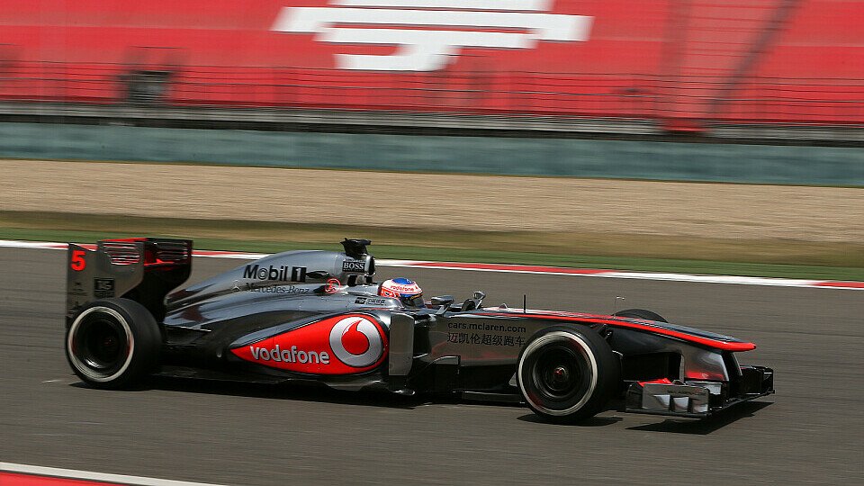 Jenson Button vertraut auf die härteren Reifen, Foto: Sutton