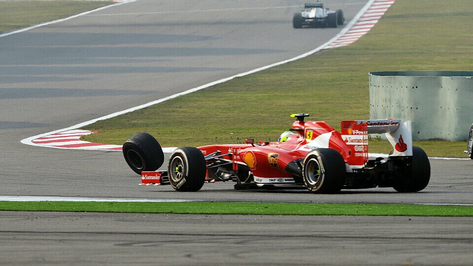 Felipe Massa kam nach seinem ersten Stopp nicht mehr in Fahrt, Foto: Sutton