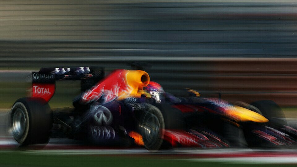 Sebastian Vettel geht optimistisch ins Wochenende, Foto: Red Bull