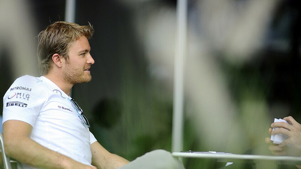 Nico Rosberg blickt dem Bahrain GP entspannt entgegen, Foto: Sutton