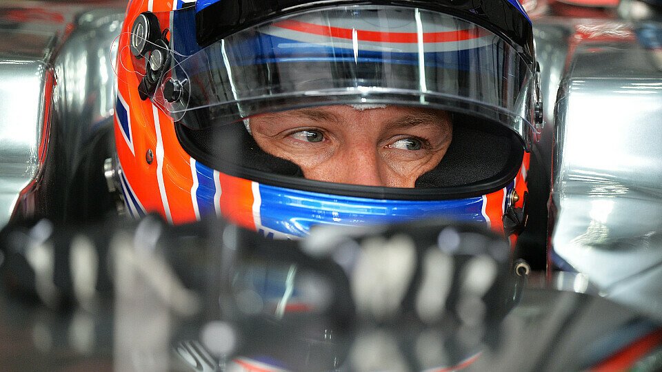 Jenson Button schloss Tag eins auf Rang elf ab, Foto: Sutton