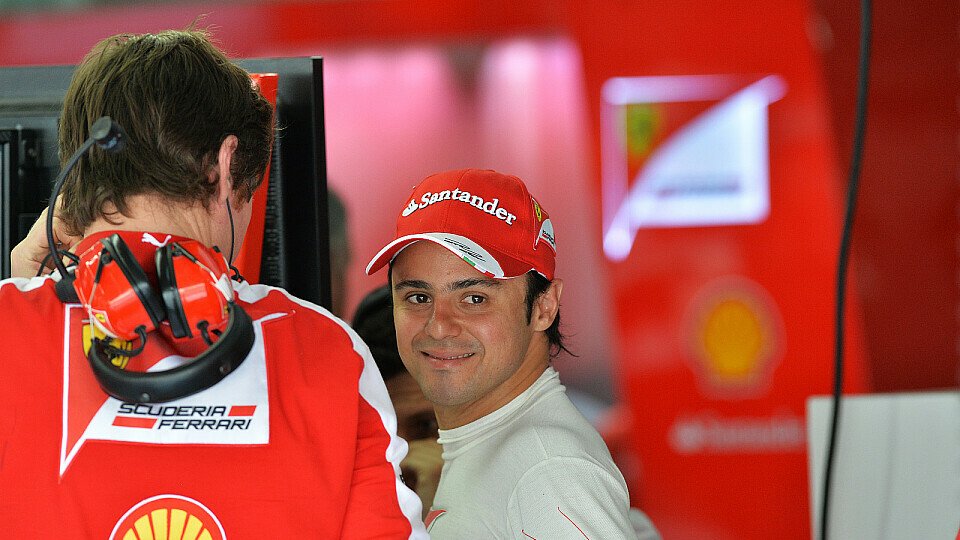 Felipe Massa hofft auf eine schwächere Rennpace von Polesetter Nico Rosberg, Foto: Sutton