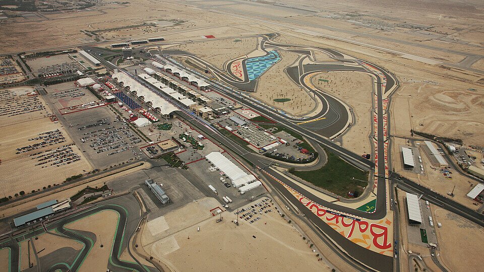 Das Rennen auf dem Bahrain International Circuit wird 2014 erstmalig als Nachtrennen ausgetragen, Foto: Sutton