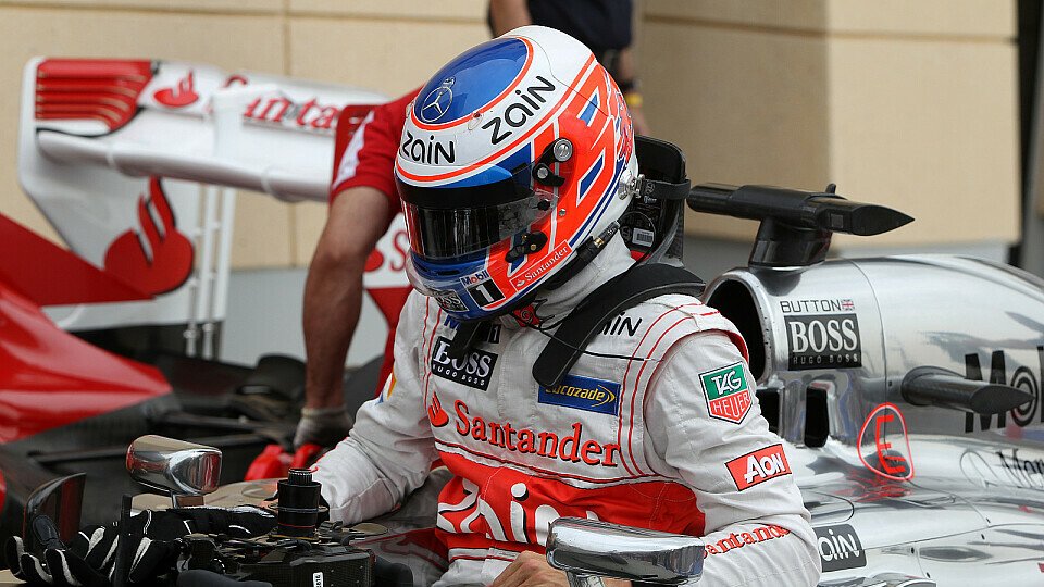 McLaren feiert in schweren Zeiten den zehnten Startplatz in Bahrain, Foto: Sutton