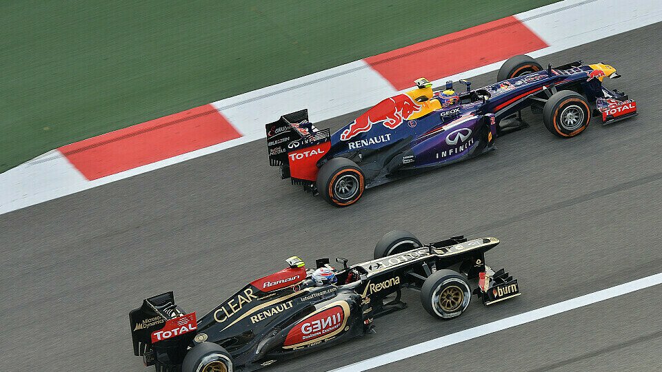 Egal ob gegen Perez, Hamilton oder wie hier gegen Grosjean: An Duellen mangelte es Webber nicht, Foto: Sutton
