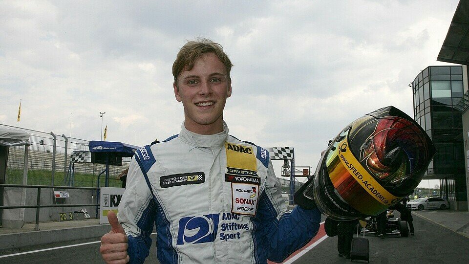 Marvin Kirchhöfer startet von der Pole Position, Foto: Formel 3 Cup