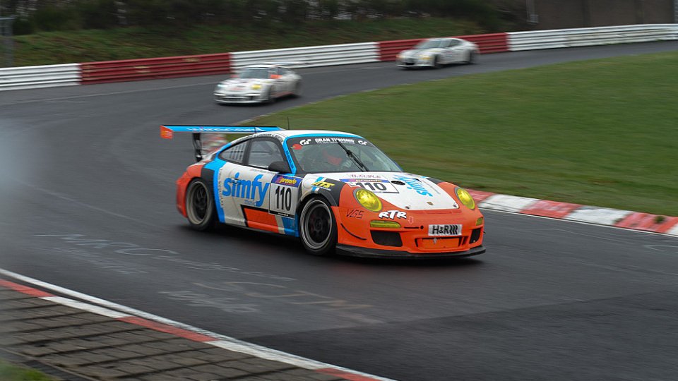 Der Teichmann-Porsche kollidierte mit einem kleineren Fahrzeug, Foto: Nico Stockmayer
