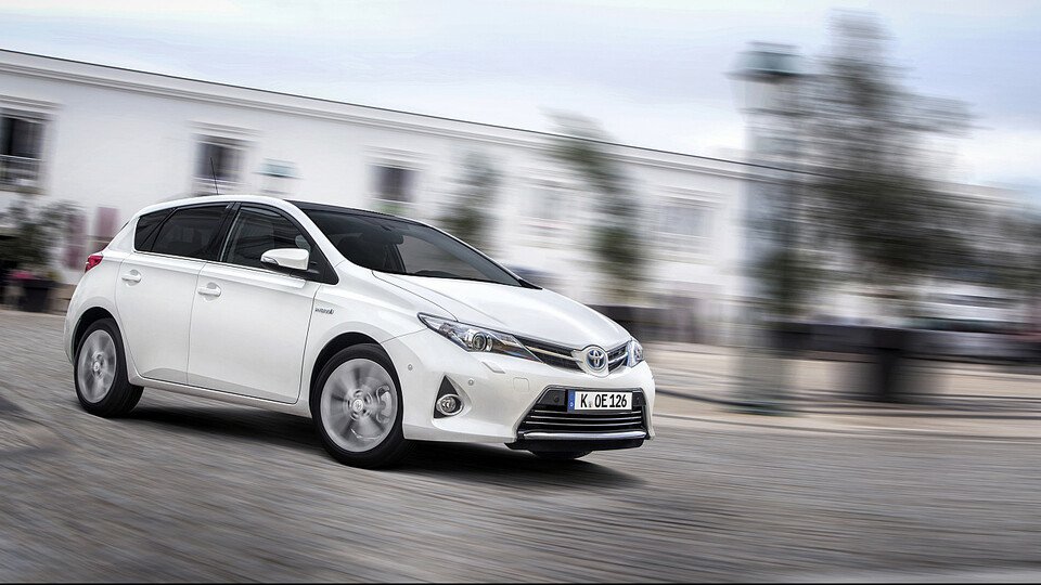 Die zweite Generation des Auris Hybrid wurde im Januar vorgestellt, Foto: Toyota