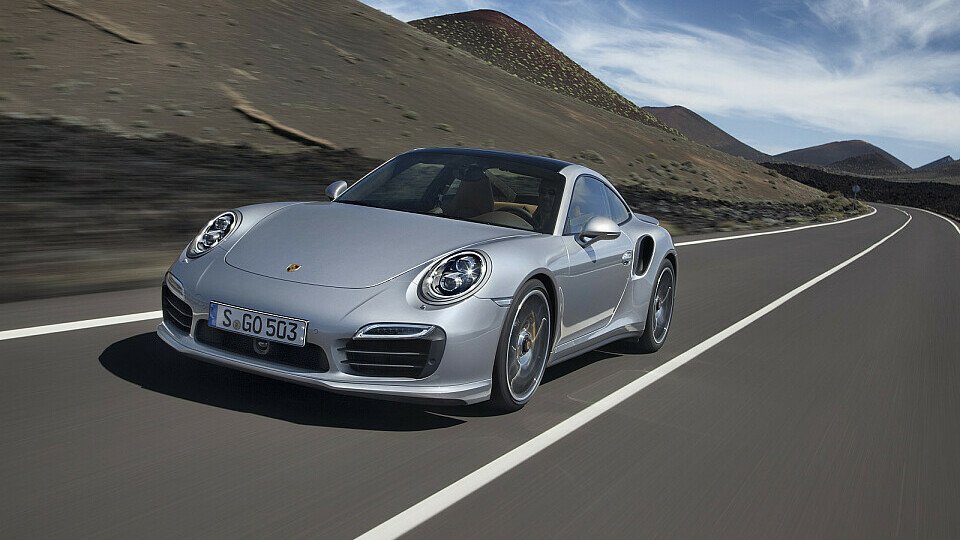 Der 911 Turbo kostet in Deutschland 162.055 Euro, der neue 911 Turbo S 195.256 Euro, Foto: Porsche