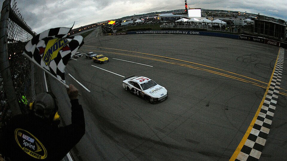 David Ragan feierte seinen zweiten Sieg auf dem Superspeedway in Talladega, Foto: NASCAR
