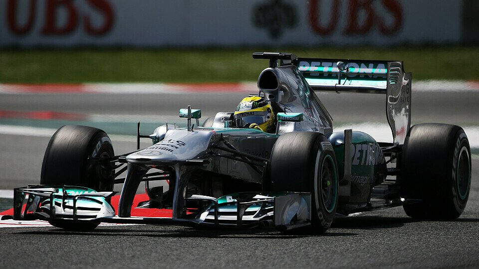 Mercedes sucht nach einer Lösung für das Reifenproblem, Foto: Sutton