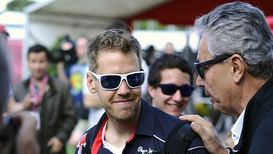 Sebastian Vettel hat bei Red Bull Vertrag bis Ende 2014, Foto: Sutton