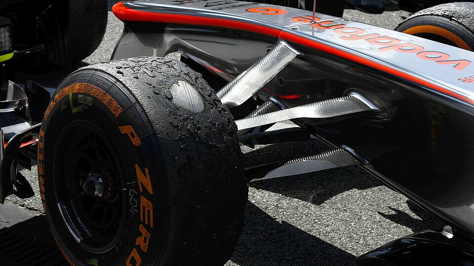 Bei McLaren gab es keine Laufzeitvorgaben von Pirelli, Foto: Sutton