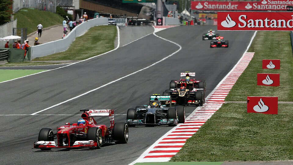 Alonso & Ferrari zogen in Barcelona gekonnt ihr Ding durch: Das war der Erfolgsschlüssel, Foto: Sutton