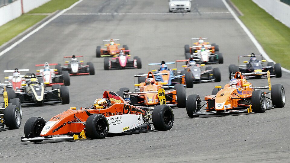 Das vierte Rennwochenende des ADAC Formel Masters steigt am Nürburgring, Foto: Formel ADAC