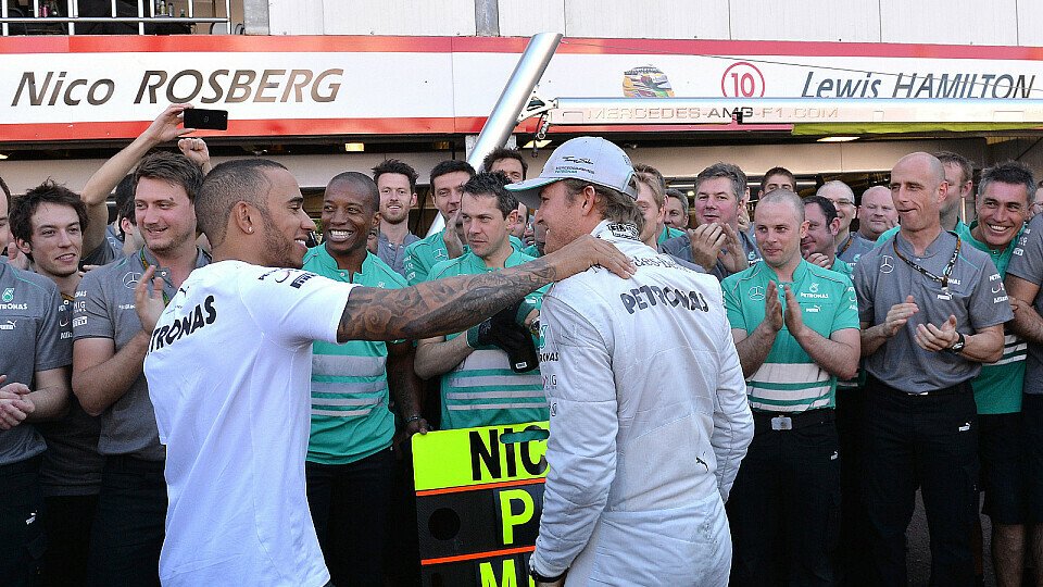 Lewis Hamilton überrascht Nico Rosbergs Form nicht, Foto: Sutton