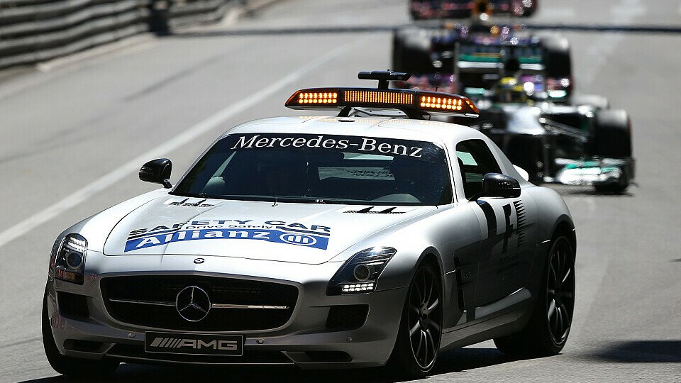 Das Safety Car durfte Nico Rosberg in Monaco nicht einfach vor die Nase ziehen, Foto: Sutton