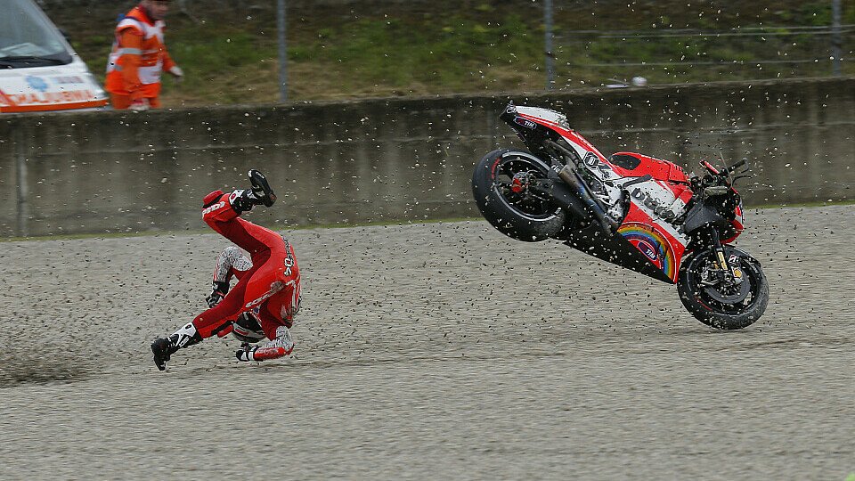 Ducati droht eine heftige Bauchlandung, Foto: Milagro