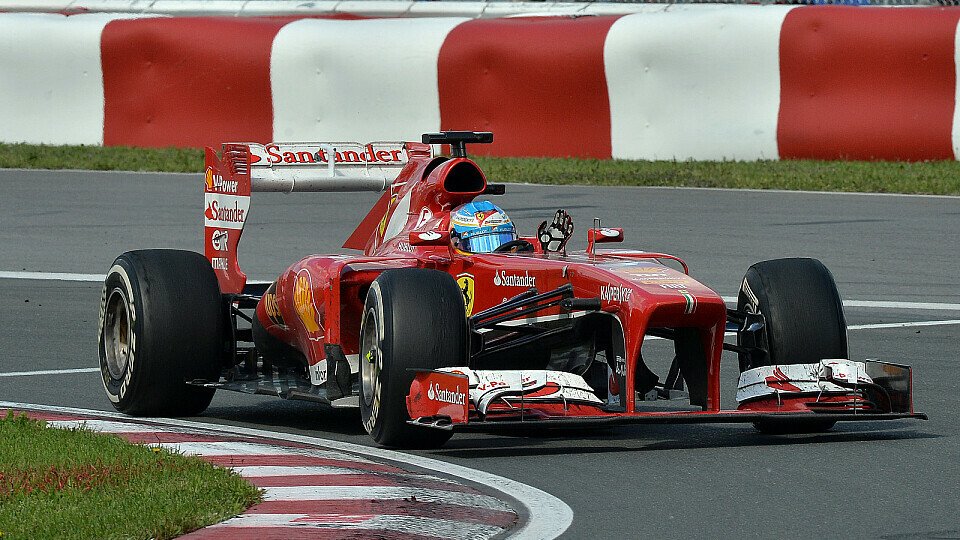 Fernando Alonso greift nach Red Bull, Foto: Sutton