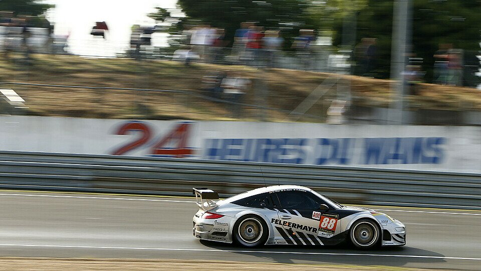 Der Dempsey/Del-Piero-Porsche beim Auftakttraining zu den 24 Stunden von Le Mans, Foto: Porsche