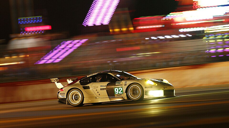 Hastete kurz vor knapp zu Rang drei: Mac Lieb im neuen Porsche 911 RSR, Foto: Porsche