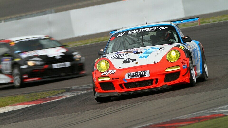 Der Teichmann-Porsche fiel in der letzten Runde des Rennens aus, Foto: Patrick Funk