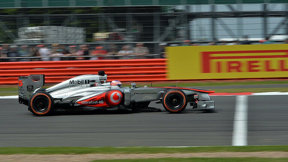 Jenson Button unterstützt Pirellis Schritt zurück, Foto: Sutton