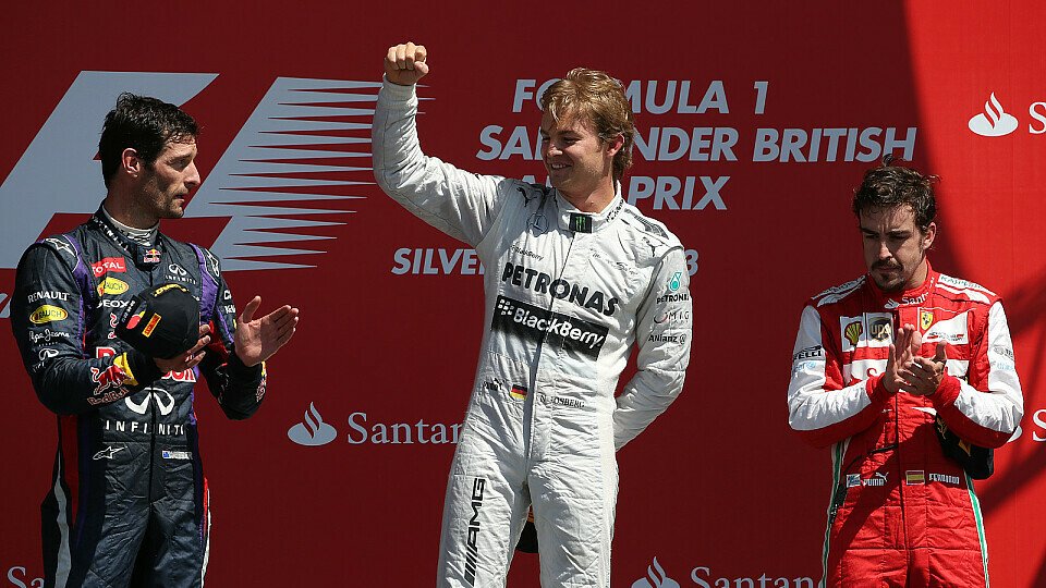 Applaus für den Sieger: Nico Rosberg gewann in Silverstone sein drittes Formel-1-Rennen, Foto: Sutton