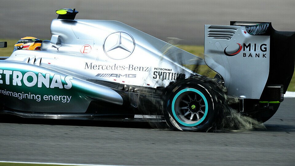 Lewis Hamilton hatte beim Heimspiel Pech, Foto: Sutton
