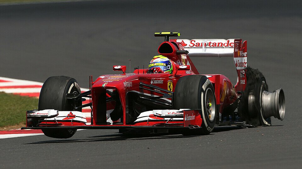 Auch Ferrari blieb nicht von Reifenschäden verschont - doch es war nicht das einzige Problem, Foto: Sutton