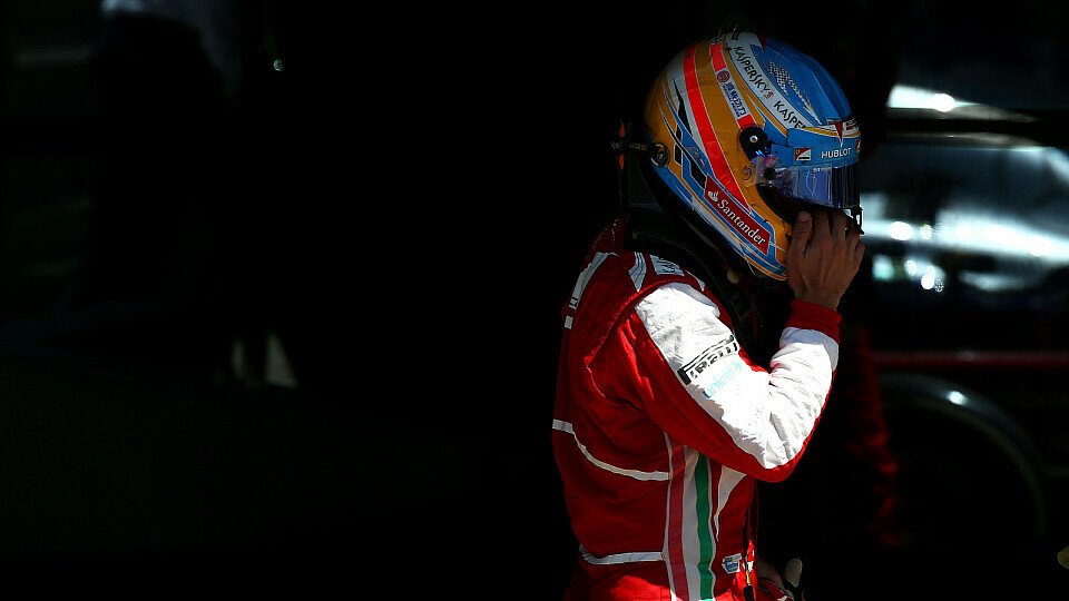 Ferrari im Licht: Alonso erhält stets Rückendeckung - Villeneuve findet das prima, Foto: Sutton
