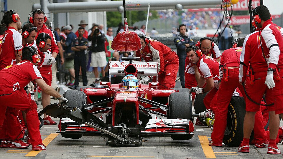 Fernando Alonso will am Sonntag später als alle anderen an die Box kommen, Foto: Sutton
