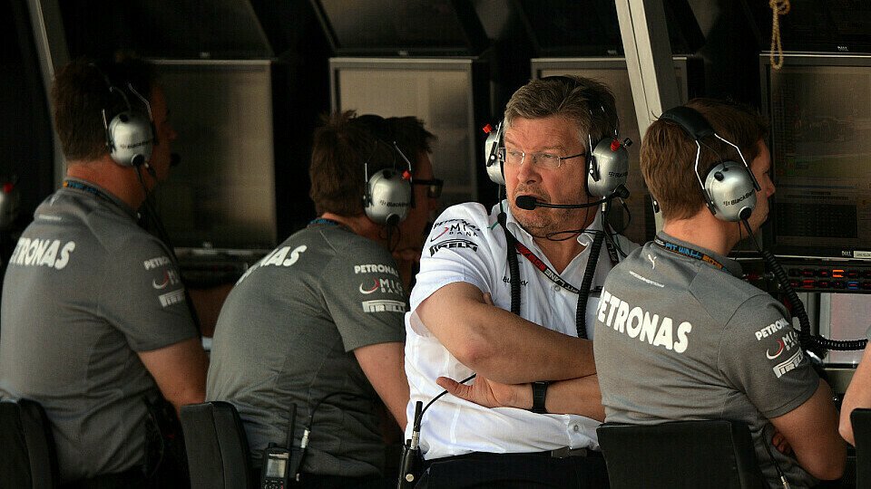 Eine Fehlentscheidung am Kommandostand kostete Nico Rosberg den Einzug in Q3, Foto: Sutton