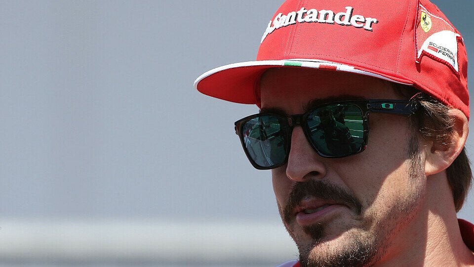 Fernando Alonso glaubt nicht an die Austragung des Österreich GP, Foto: Sutton