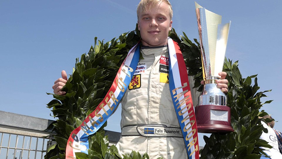 Felix Rosenqvist macht die Meisterschaft noch einmal spannend., Foto: Mücke Motorsport