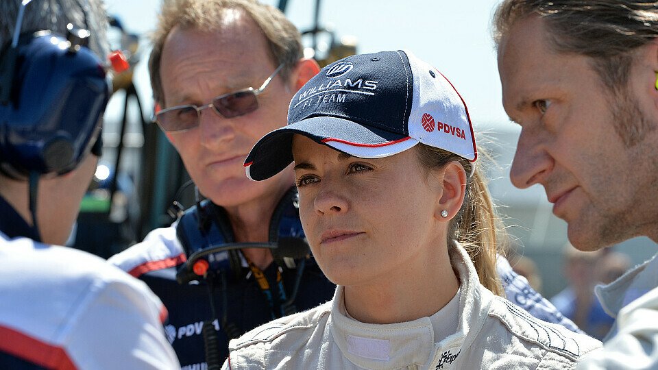 Susie Wolff will nach ihrem Formel-1-Test die Optionen sorgfältig abwägen, Foto: Sutton