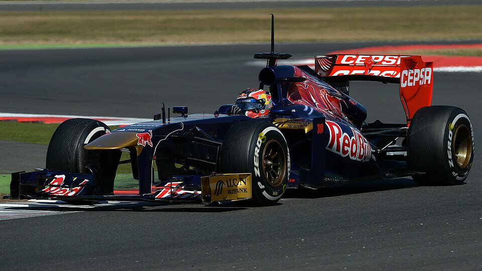 Daniil Kvyat kennt den Toro Rosso bereits von den Young Driver Tests, Foto: Sutton
