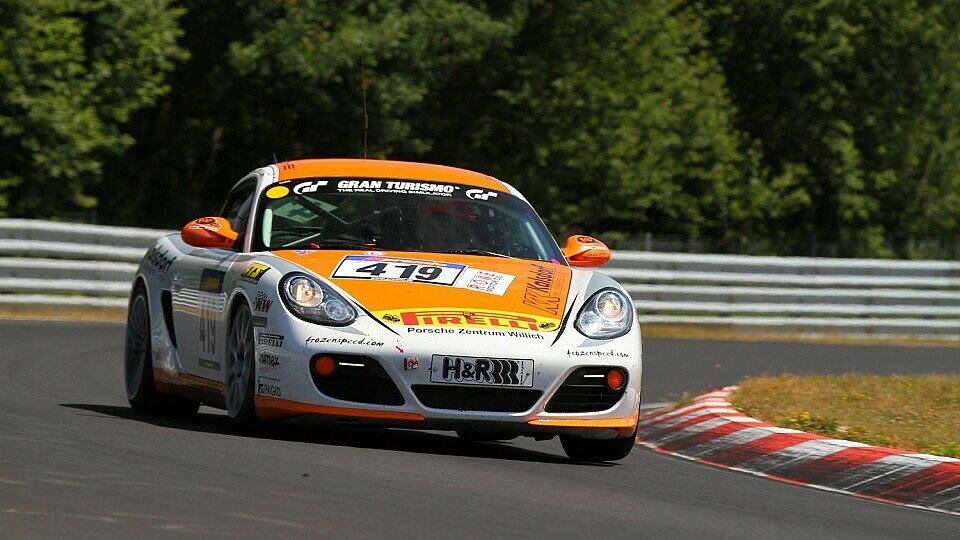 Zwei der vom Porsche Zentrum Willich unterstützten Teams holten Klassensiege, Foto: Patrick Funk