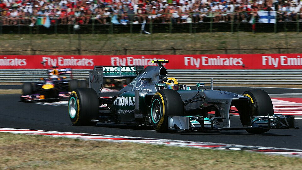 Lewis Hamilton vor Sebastian Vettel - ein durchaus realistischer Zieleinlauf für das Rennen in Monza., Foto: Sutton