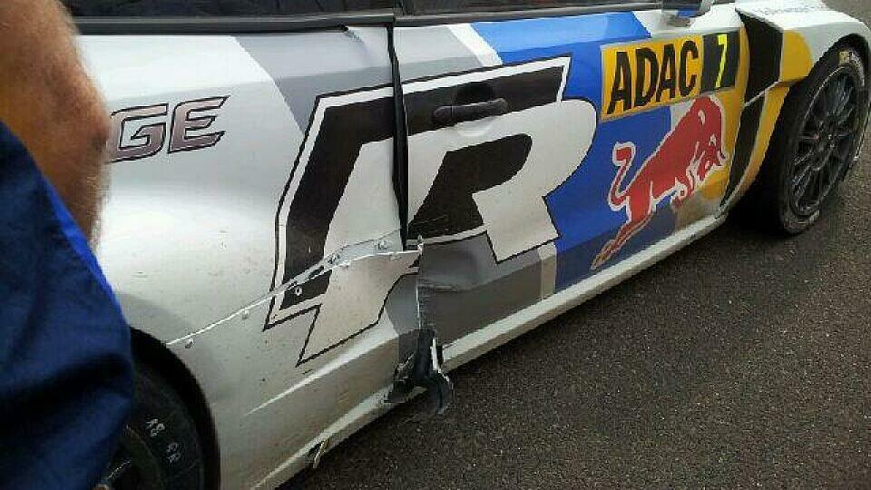 Ein Hinkelstein hinterließ deutliche Spuren auf dem Polo R WRC, Foto: Twitter