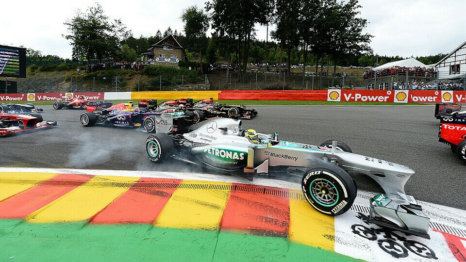 Nico Rosberg landete am Ende nur knapp hinter Lewis Hamilton, Foto: Sutton